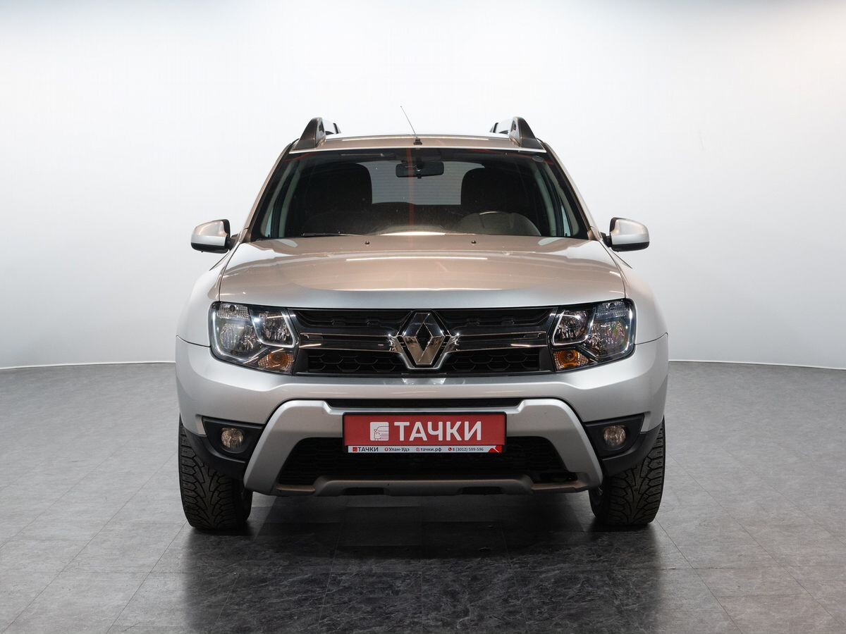 Renault Duster 2017 - фото автомобиля