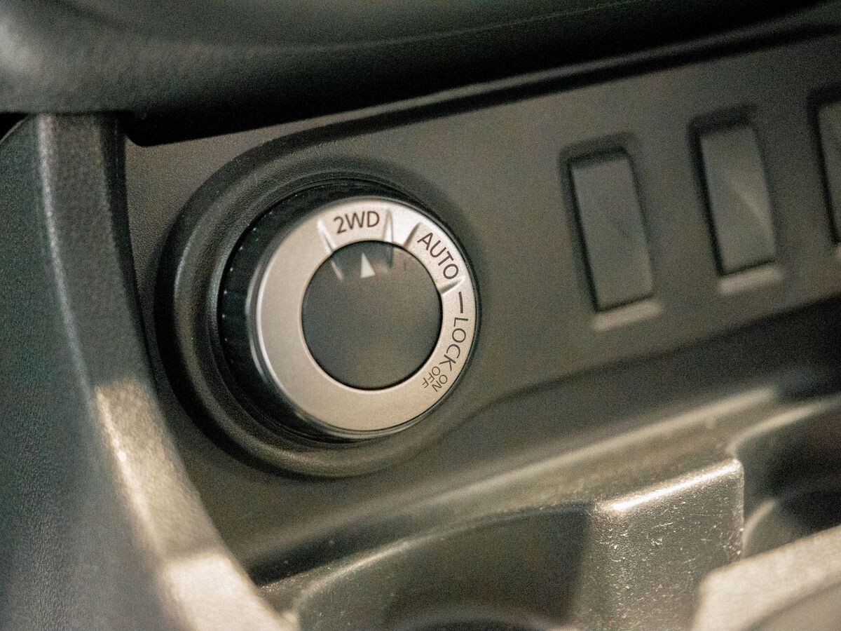 Renault Duster 2017 - фото автомобиля