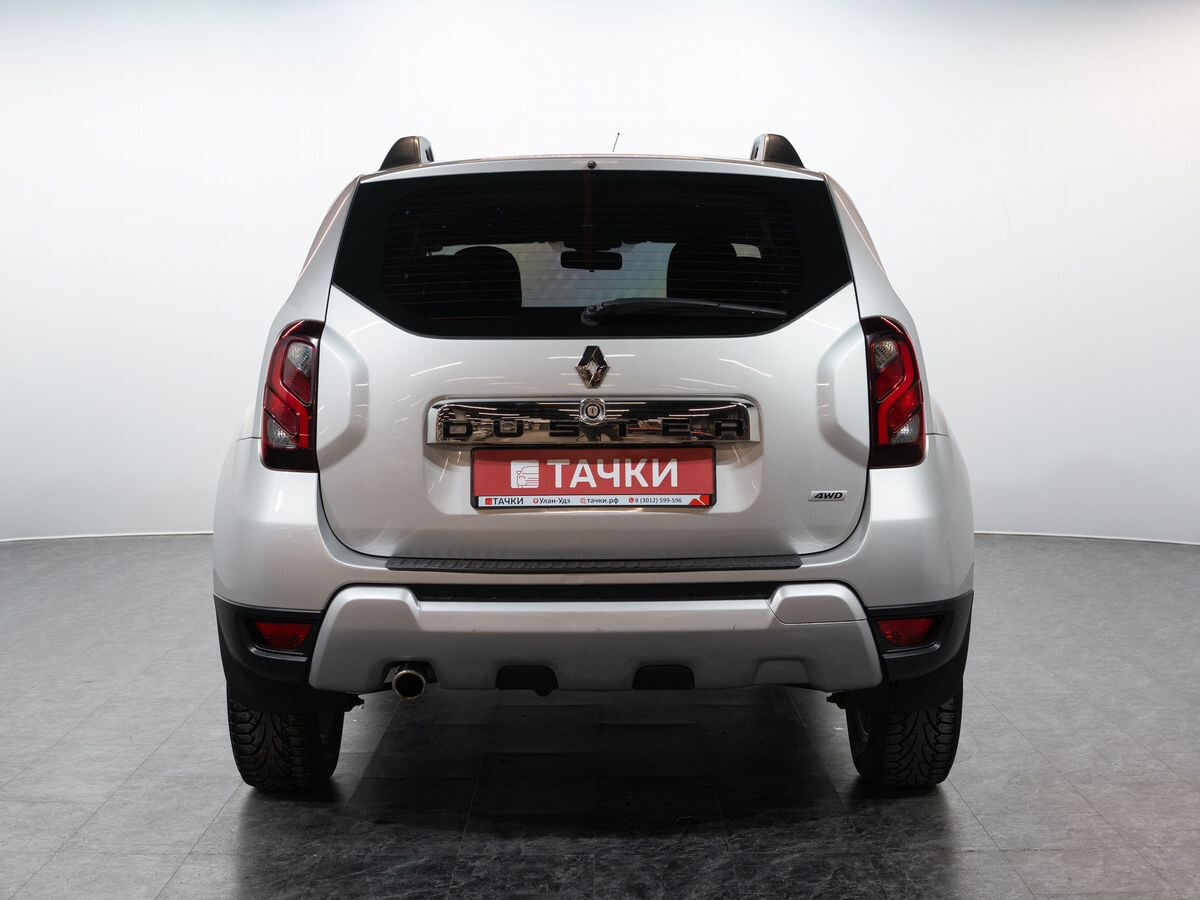 Renault Duster 2017 - фото автомобиля