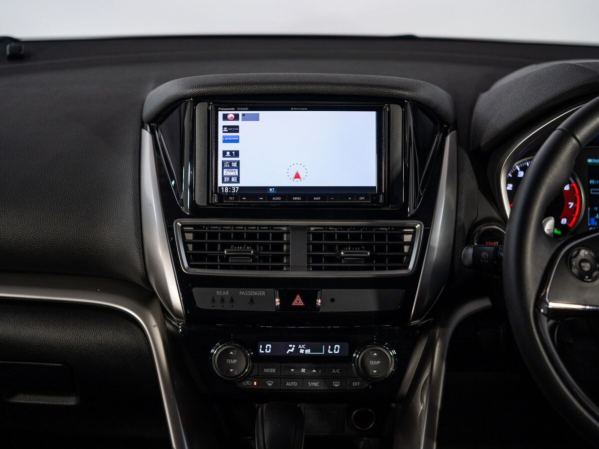 Mitsubishi Eclipse Cross 2018 - фото автомобиля