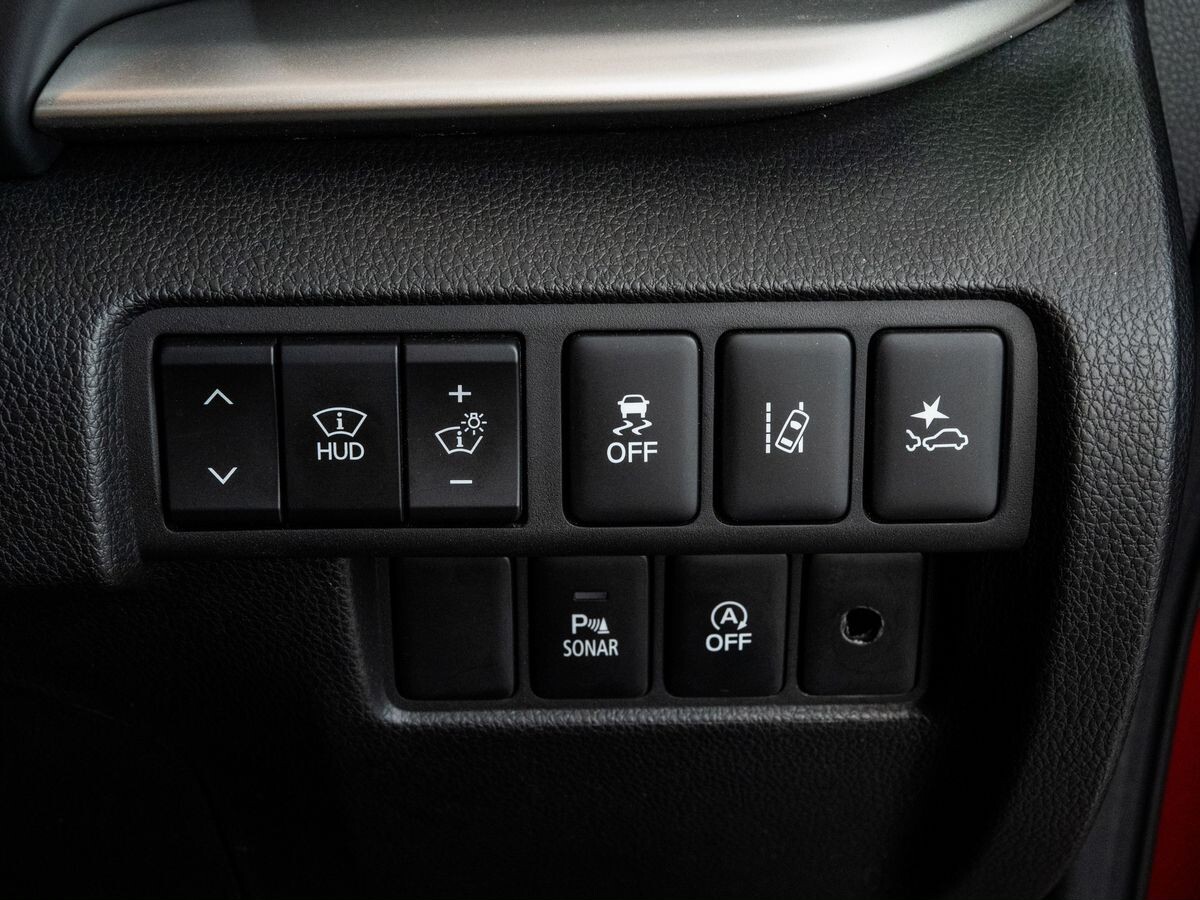 Mitsubishi Eclipse Cross 2018 - фото автомобиля