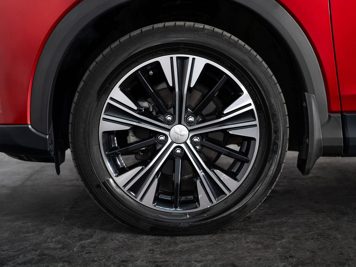 Mitsubishi Eclipse Cross 2018 - фото автомобиля