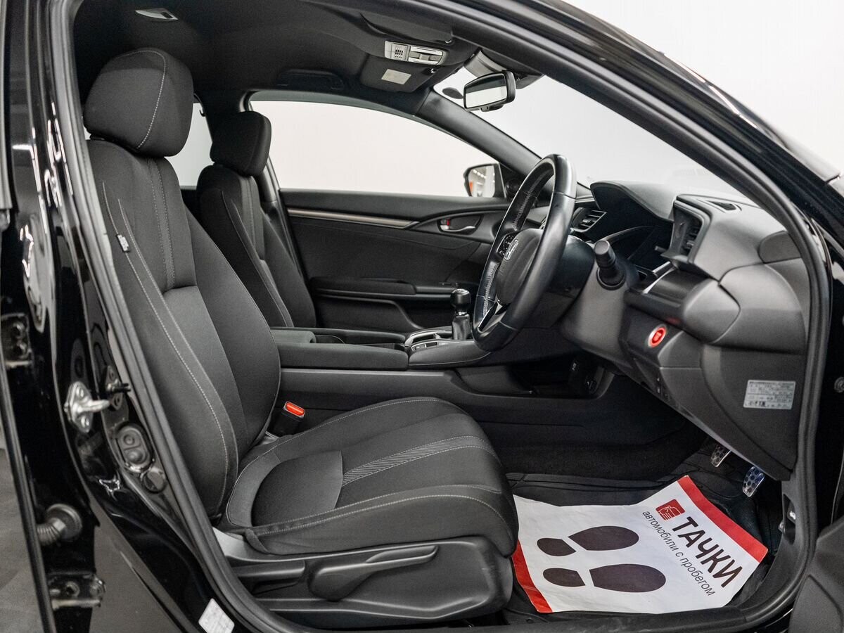 Honda Civic 2019 - фото автомобиля