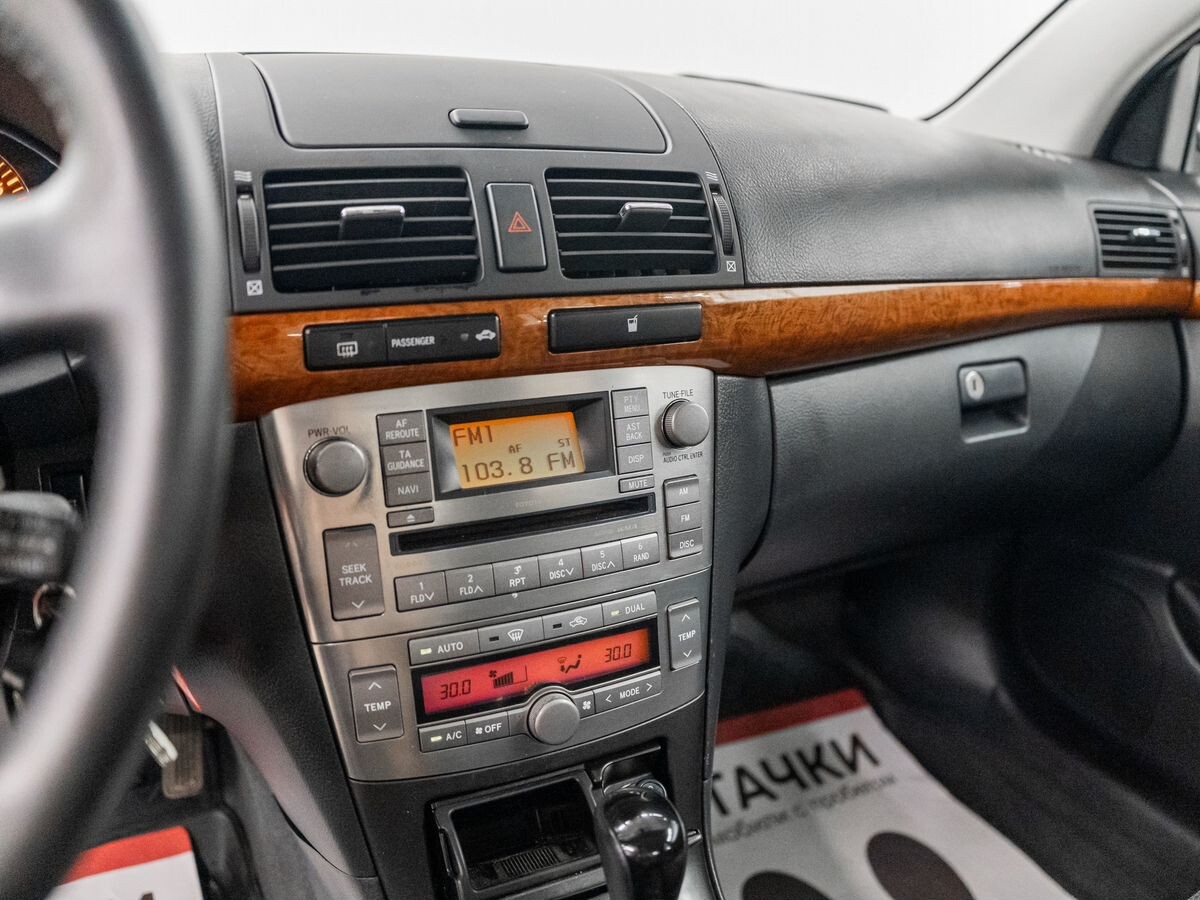 Toyota Avensis 2007 - фото автомобиля