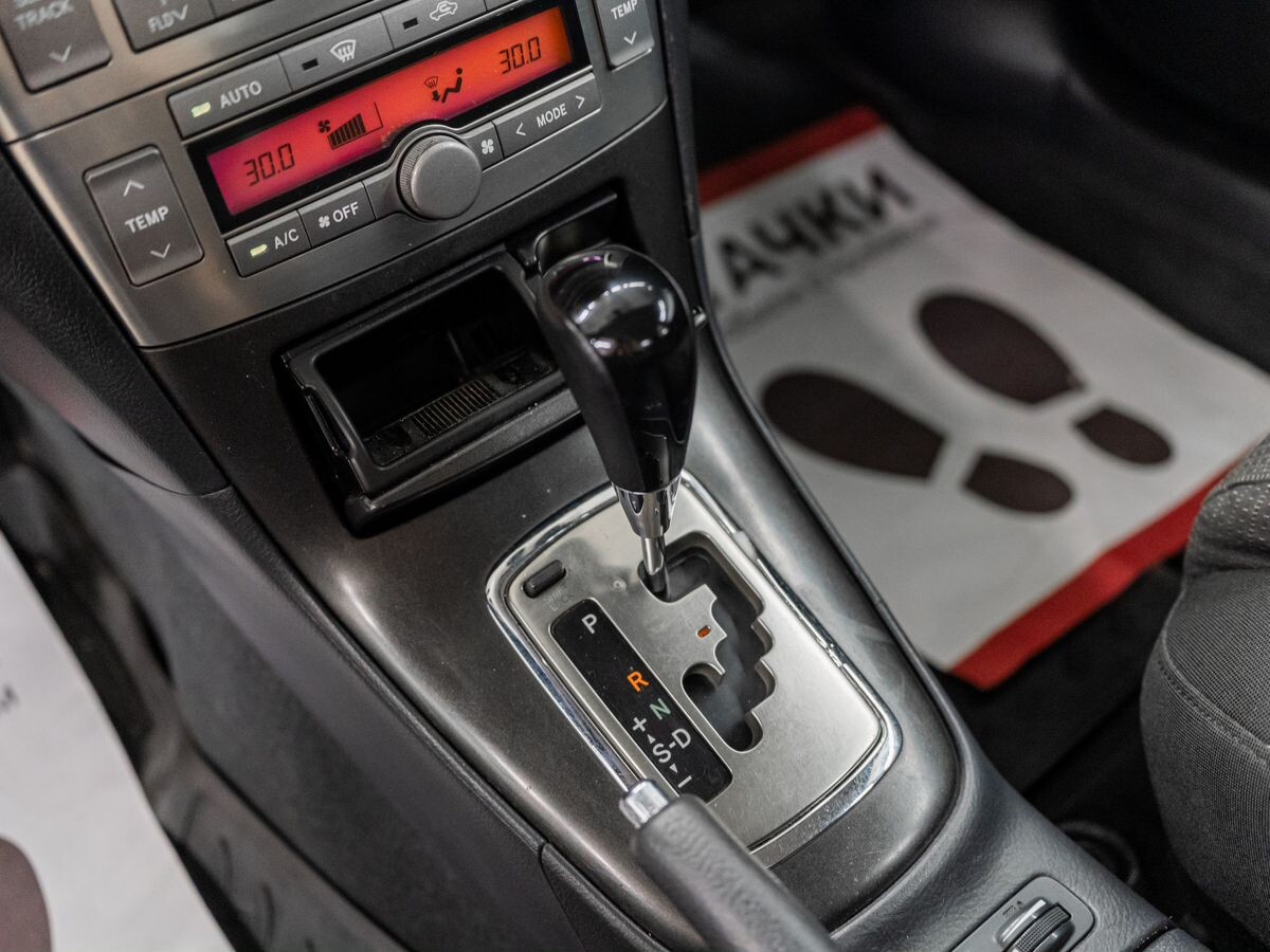 Toyota Avensis 2007 - фото автомобиля