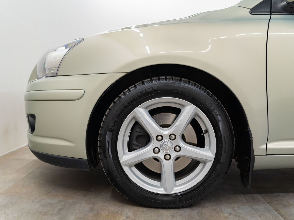 Toyota Avensis 2007 - фото автомобиля