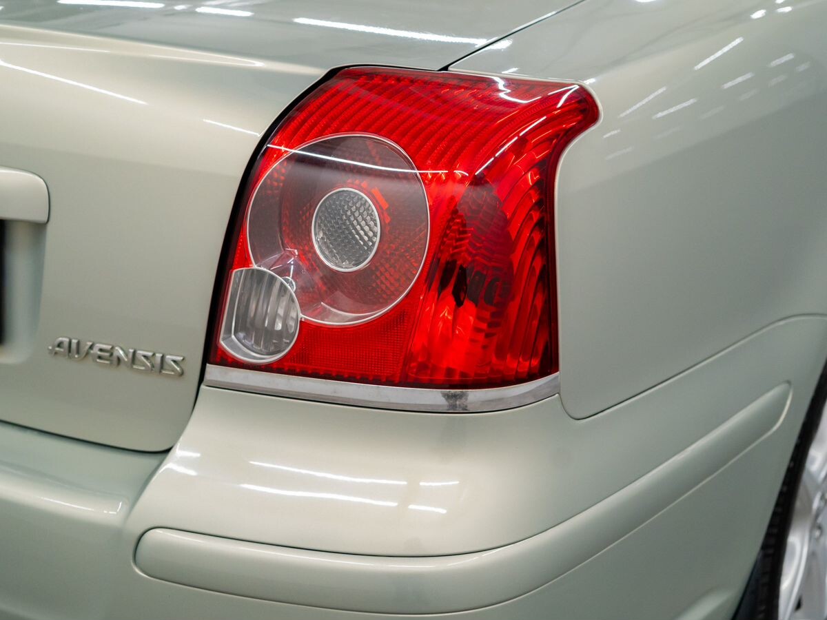 Toyota Avensis 2007 - фото автомобиля