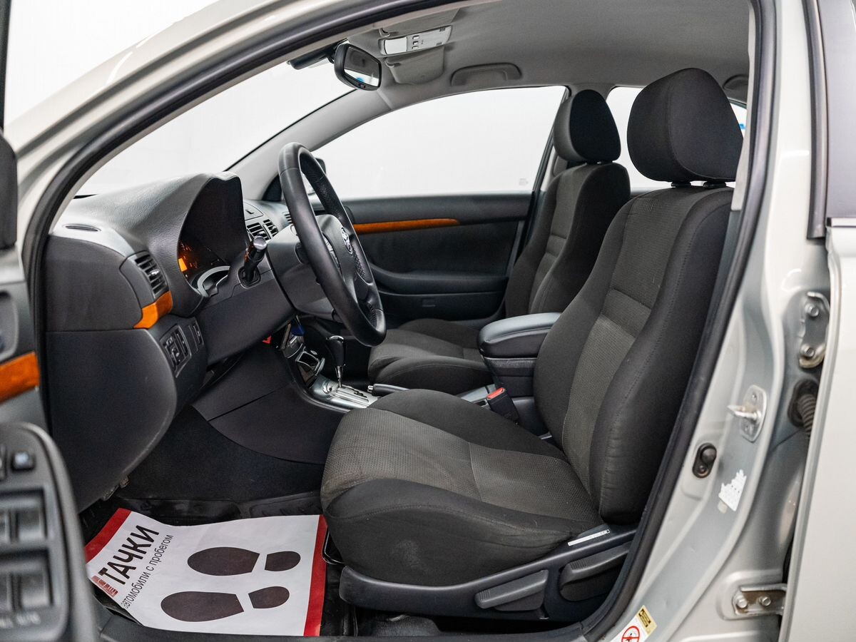 Toyota Avensis 2007 - фото автомобиля