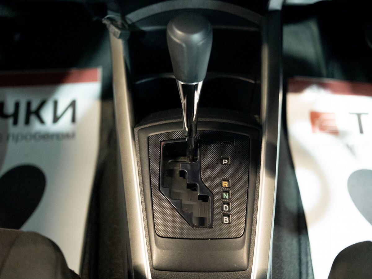 Toyota Corolla 2018 - фото автомобиля