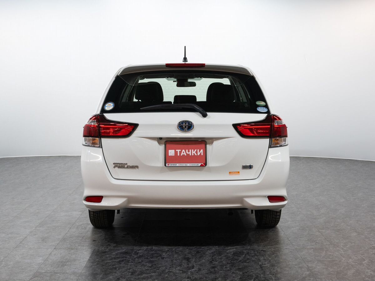 Toyota Corolla 2018 - фото автомобиля