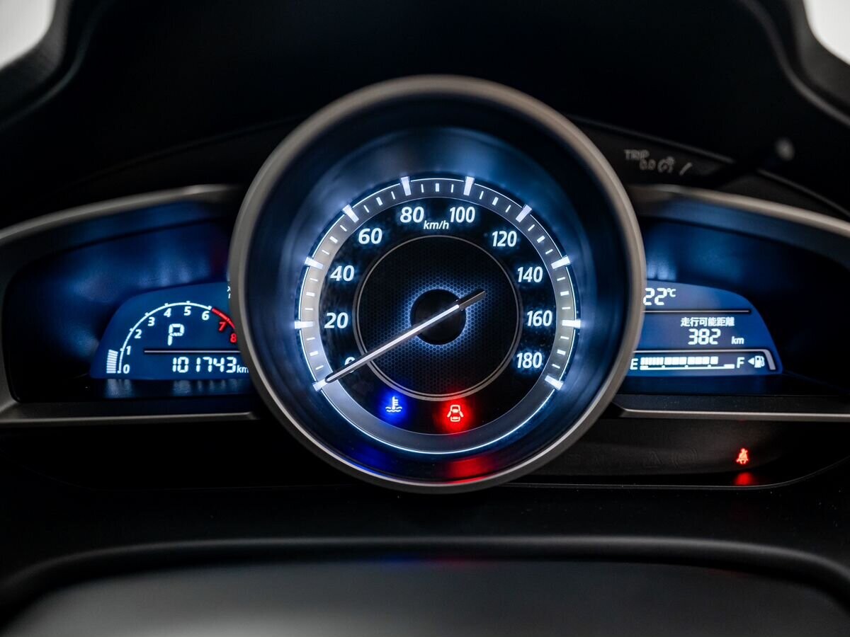 Mazda Axela 2013 - фото автомобиля