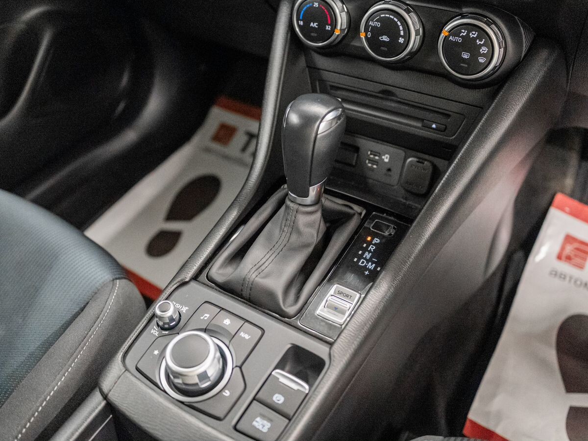 Mazda CX-3 2020 - фото автомобиля