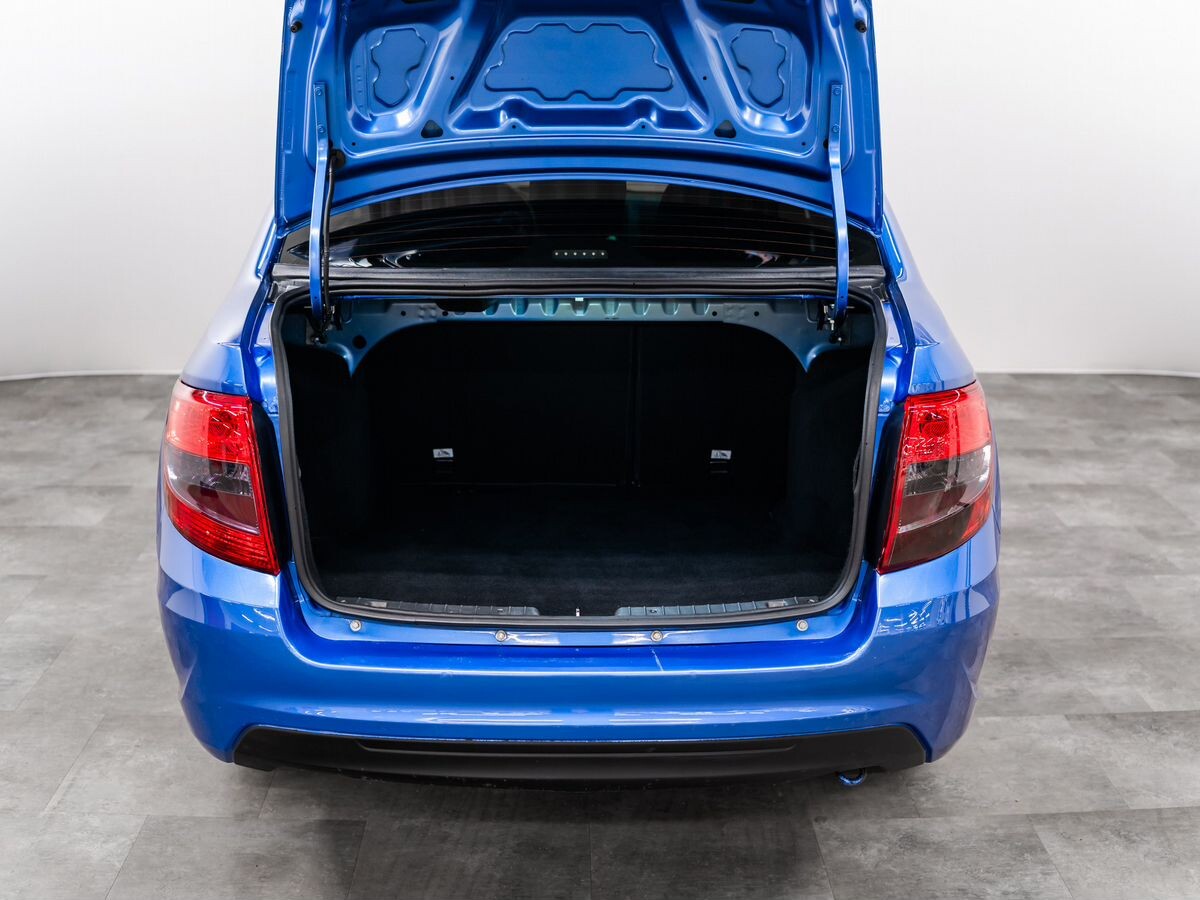 Lada (ВАЗ) Granta 2018 - фото автомобиля