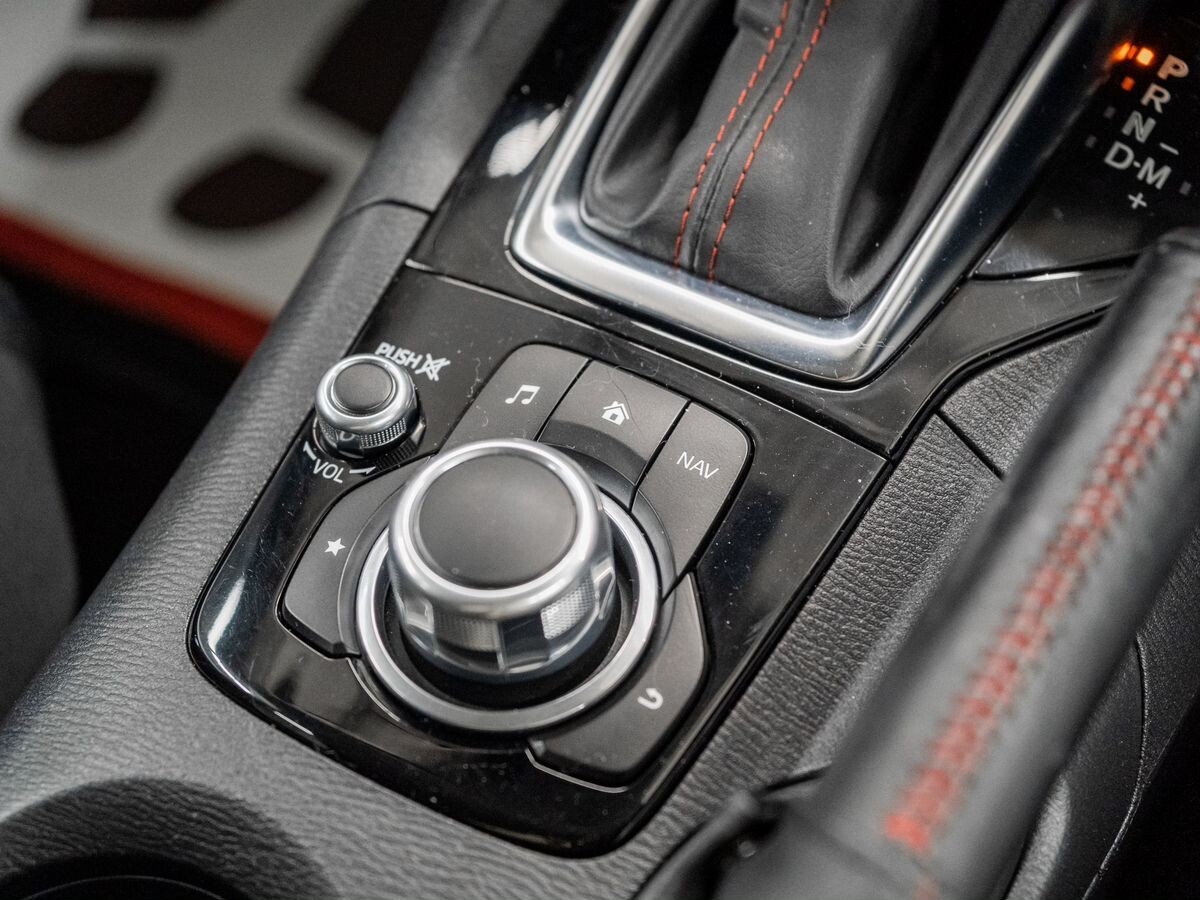 Mazda Axela 2014 - фото автомобиля