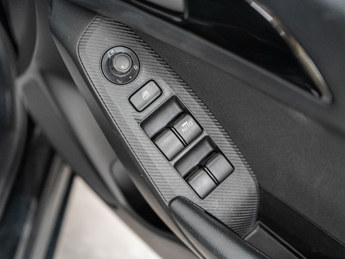 Mazda Axela 2014 - фото автомобиля