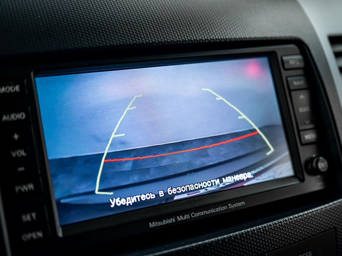 Mitsubishi Outlander 2012 - фото автомобиля