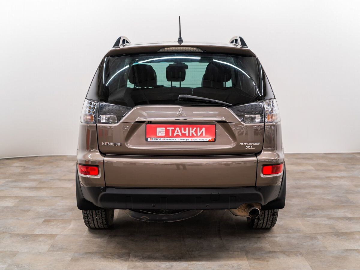 Mitsubishi Outlander 2012 - фото автомобиля