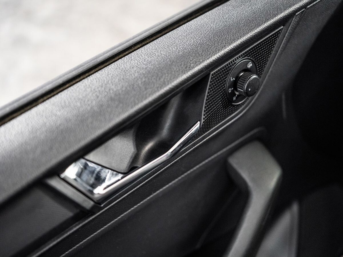 Skoda Rapid 2018 - фото автомобиля