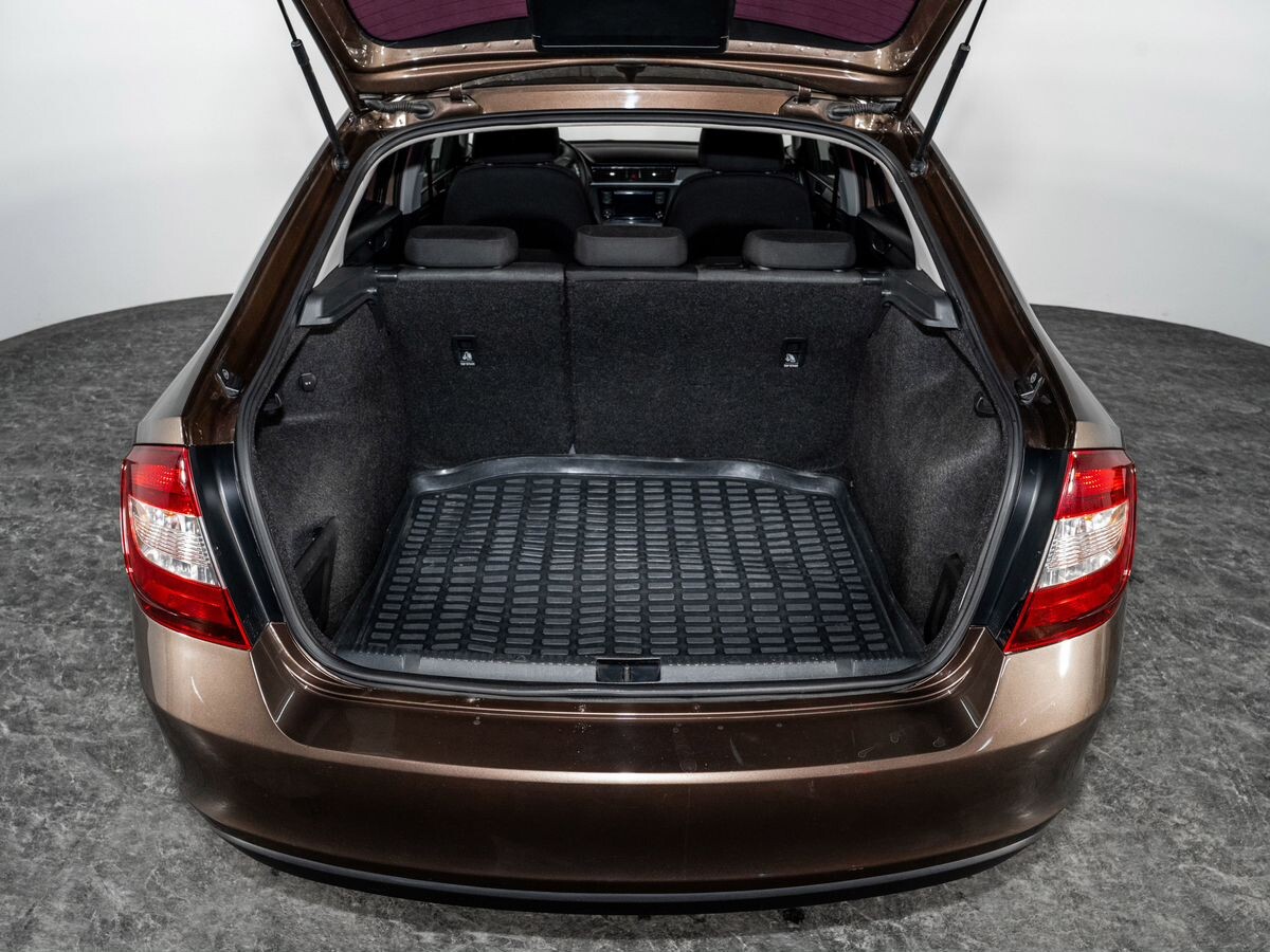 Skoda Rapid 2018 - фото автомобиля