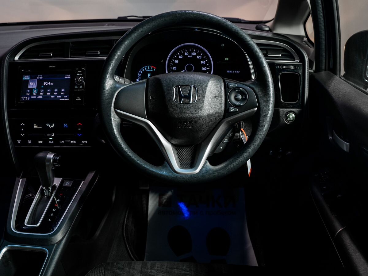 Honda Shuttle 2021 - фото автомобиля