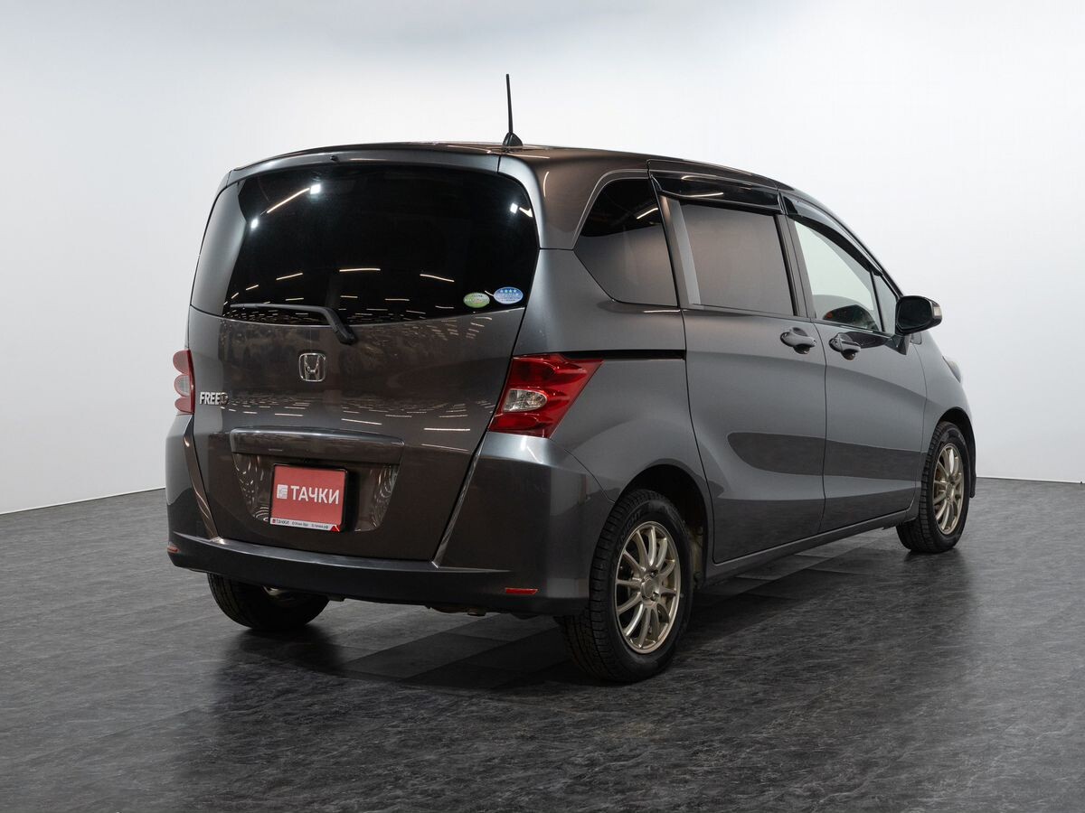 Honda Freed 2009 - фото автомобиля