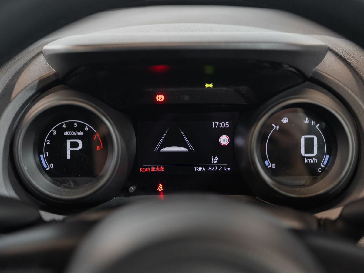 Toyota Yaris Cross 2021 - фото автомобиля