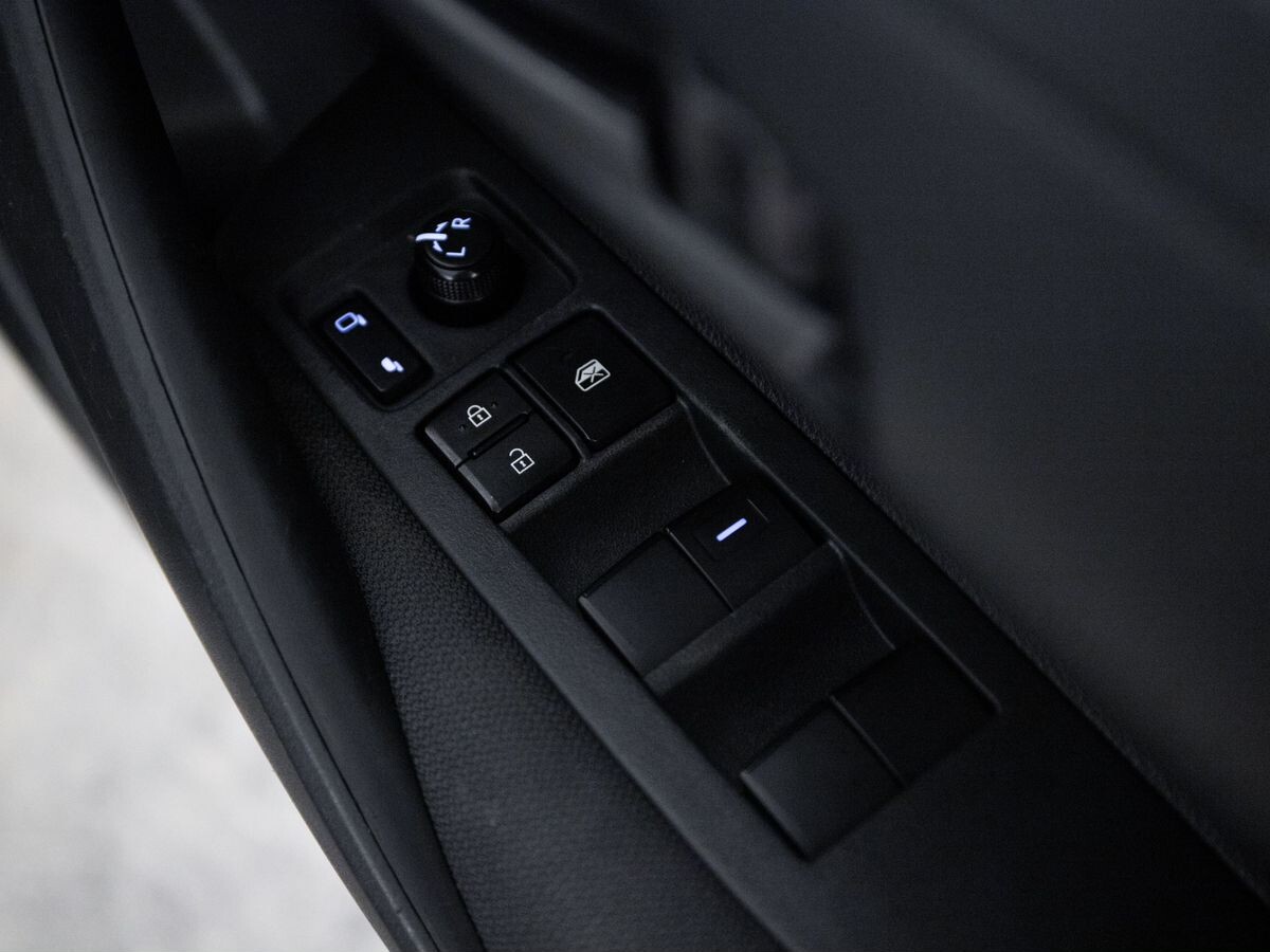 Toyota Corolla 2019 - фото автомобиля