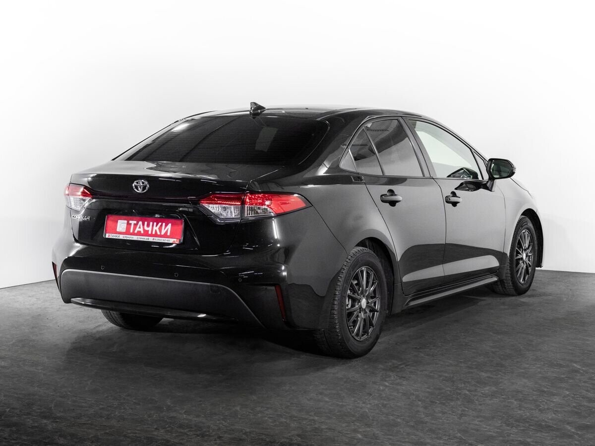 Toyota Corolla 2019 - фото автомобиля