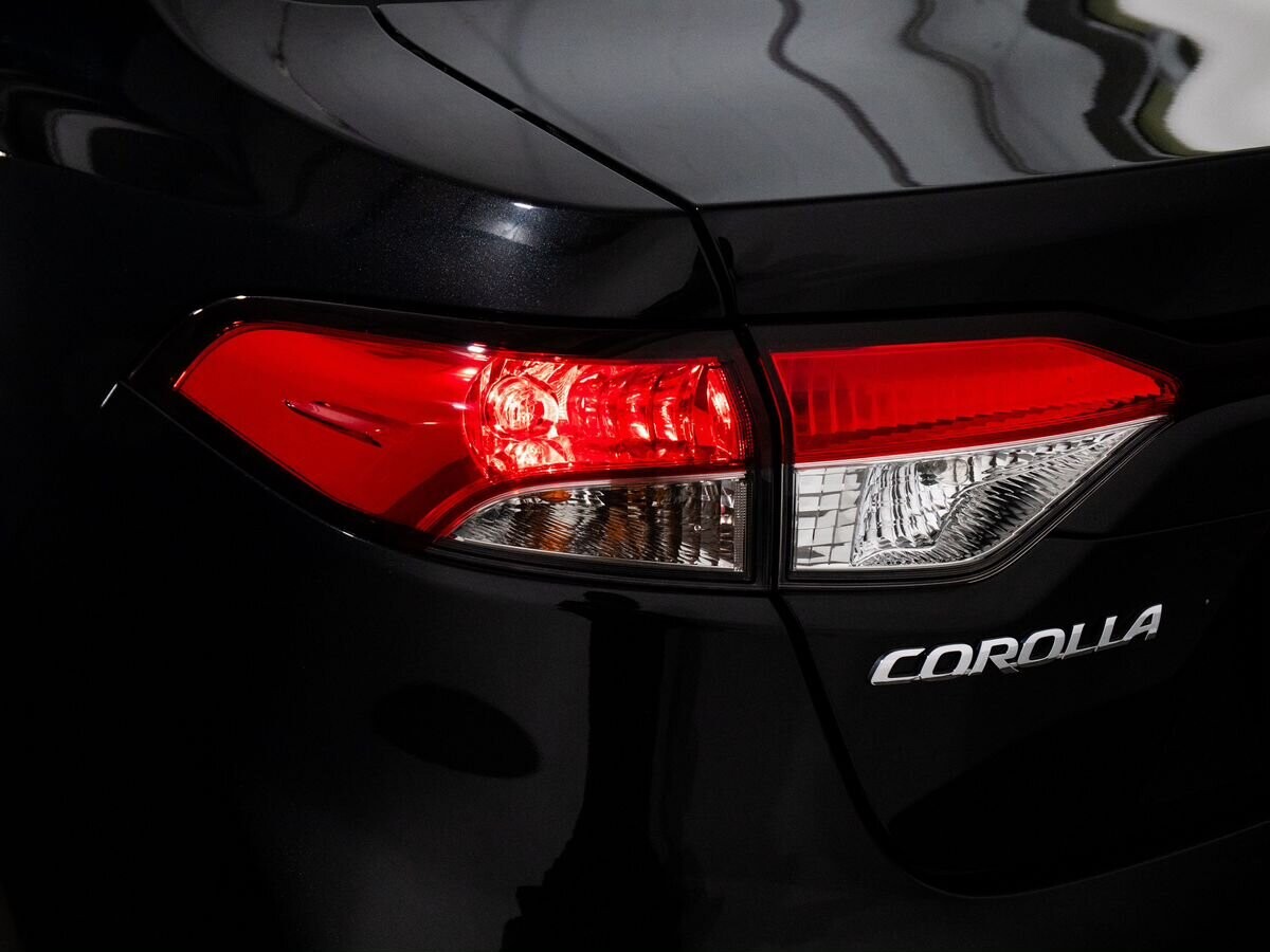 Toyota Corolla 2019 - фото автомобиля