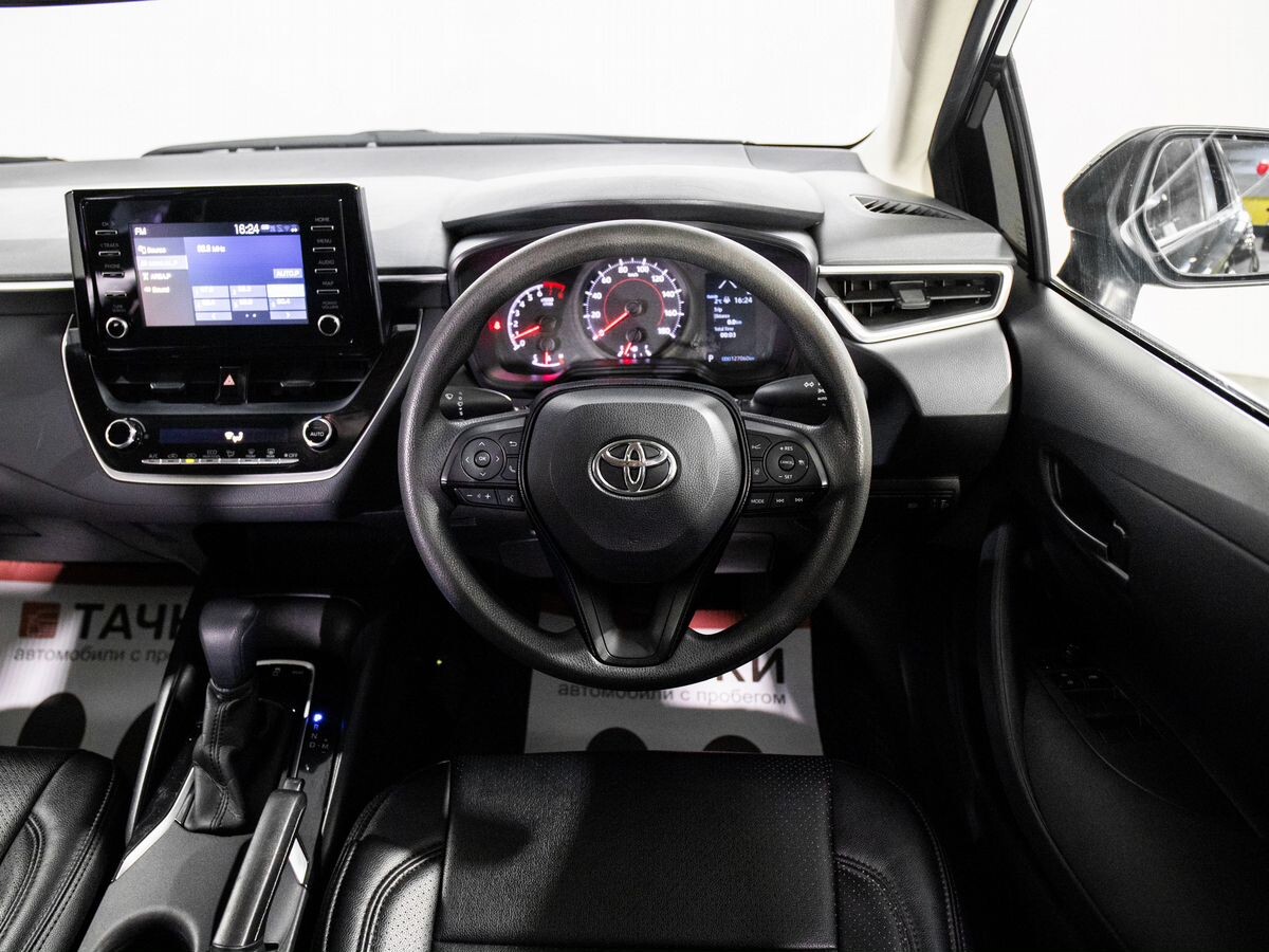 Toyota Corolla 2019 - фото автомобиля