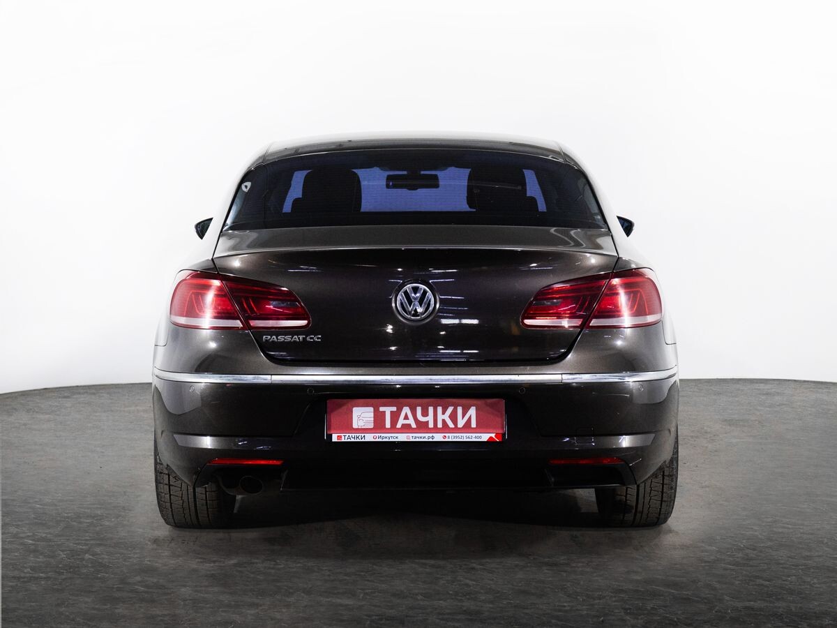 Volkswagen Passat CC 2012 - фото автомобиля