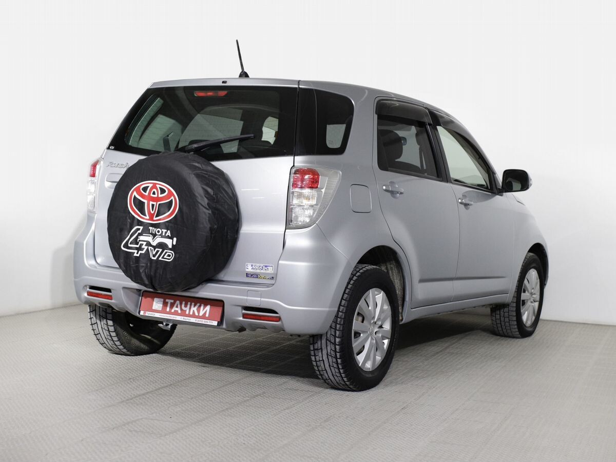 Toyota Rush 2016 - фото автомобиля