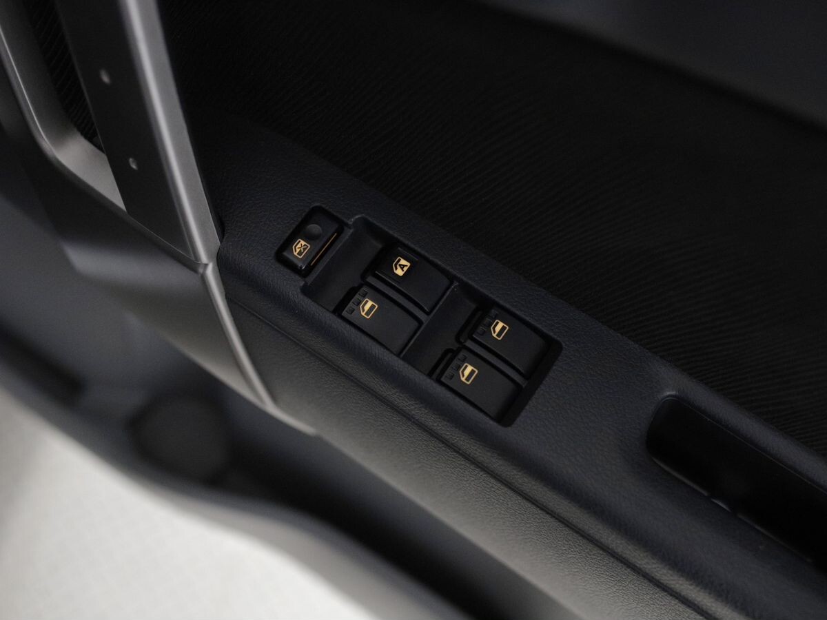 Toyota Rush 2016 - фото автомобиля