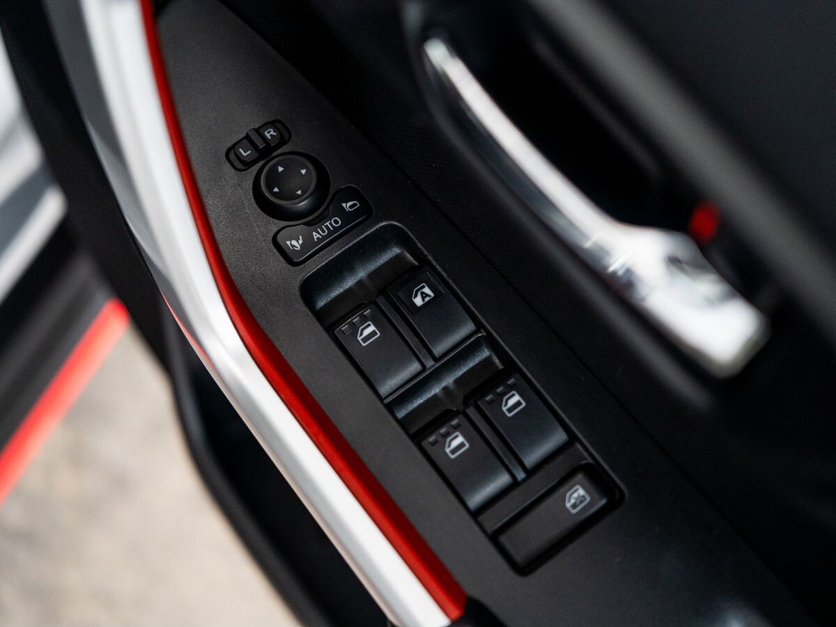 Toyota Raize 2020 - фото автомобиля