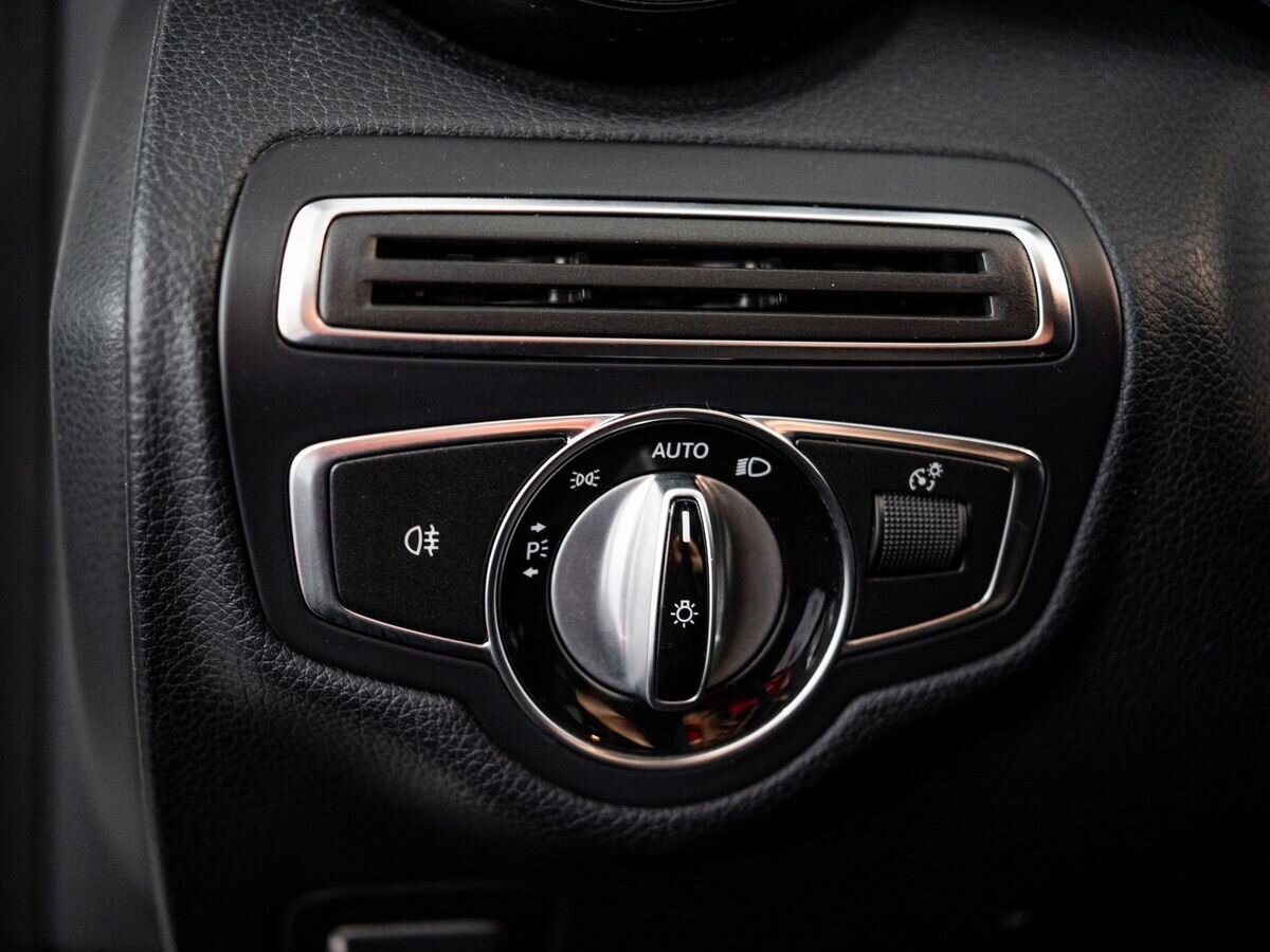 Mercedes-Benz C-Класс 2014 - фото автомобиля