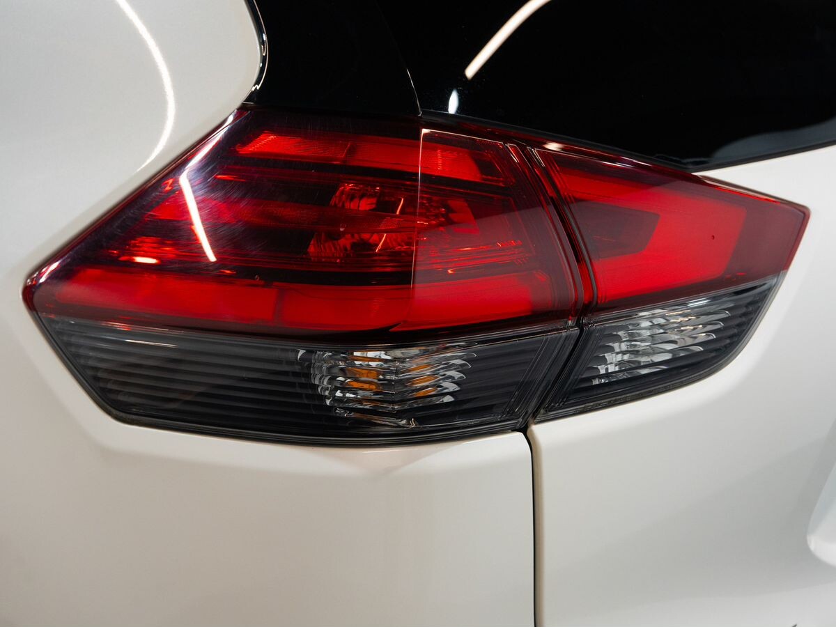 Nissan X-Trail 2018 - фото автомобиля