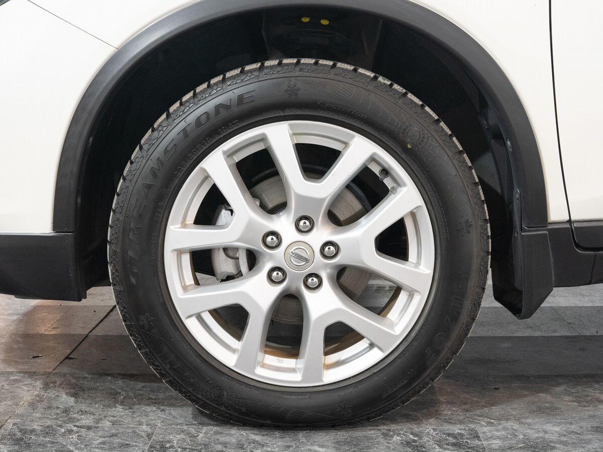 Nissan X-Trail 2018 - фото автомобиля