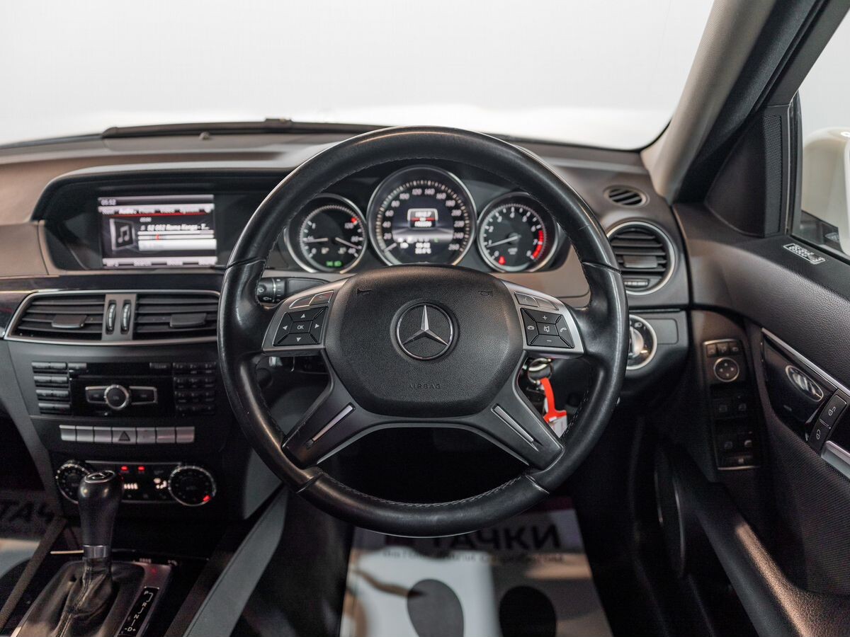 Mercedes-Benz C-Класс 2012 - фото автомобиля
