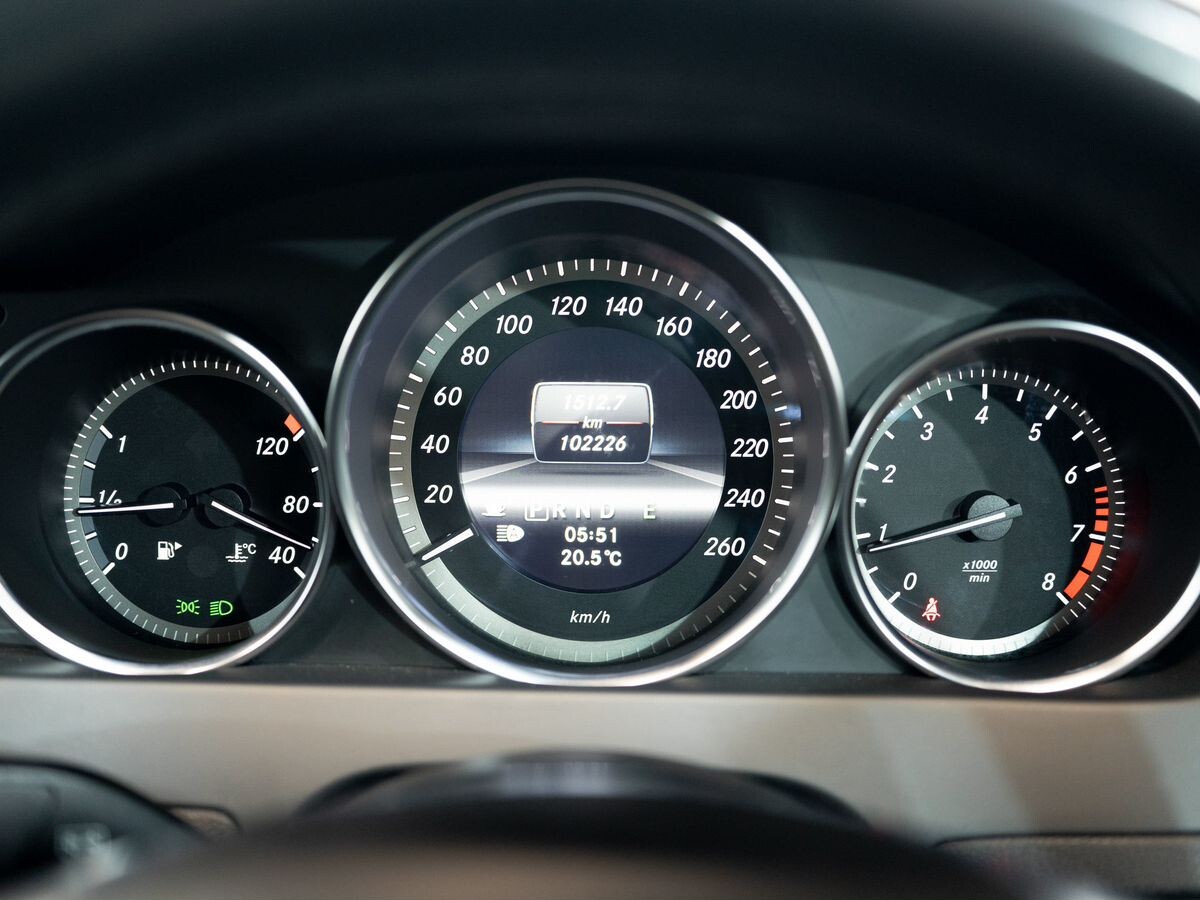 Mercedes-Benz C-Класс 2012 - фото автомобиля