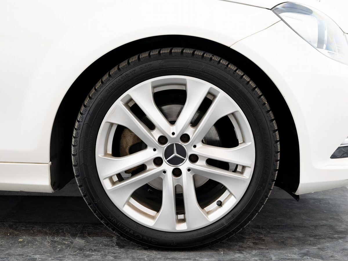 Mercedes-Benz C-Класс 2012 - фото автомобиля