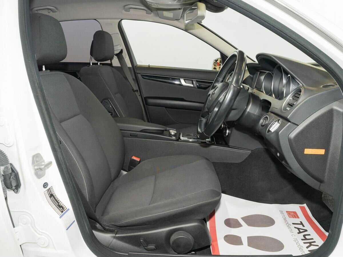 Mercedes-Benz C-Класс 2012 - фото автомобиля