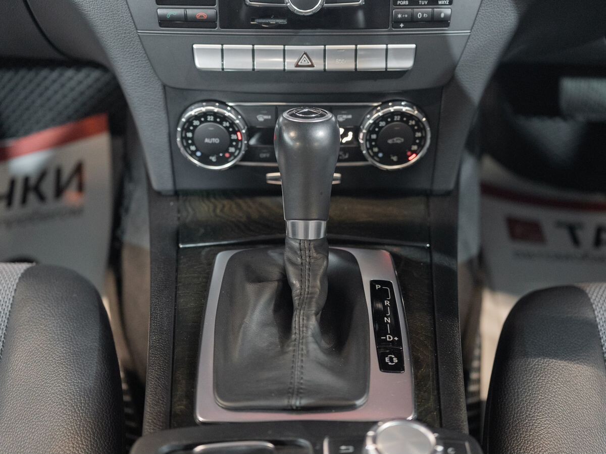 Mercedes-Benz C-Класс 2012 - фото автомобиля