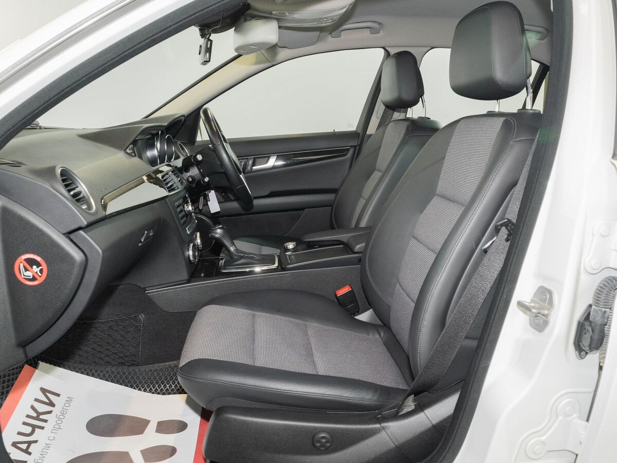 Mercedes-Benz C-Класс 2012 - фото автомобиля