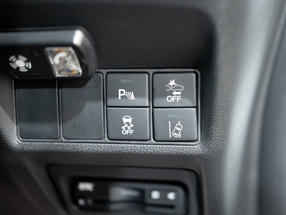 Honda Stepwgn 2016 - фото автомобиля