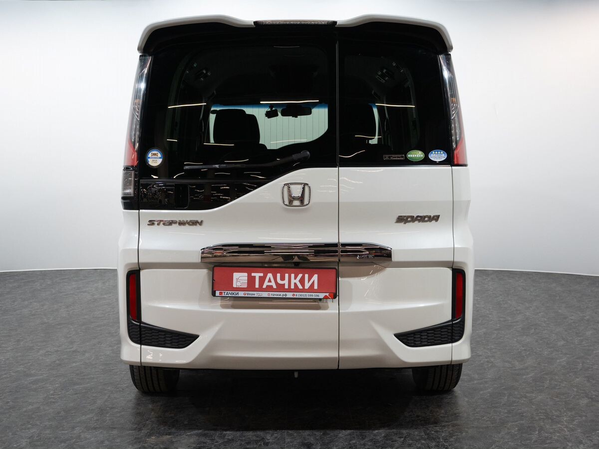 Honda Stepwgn 2016 - фото автомобиля