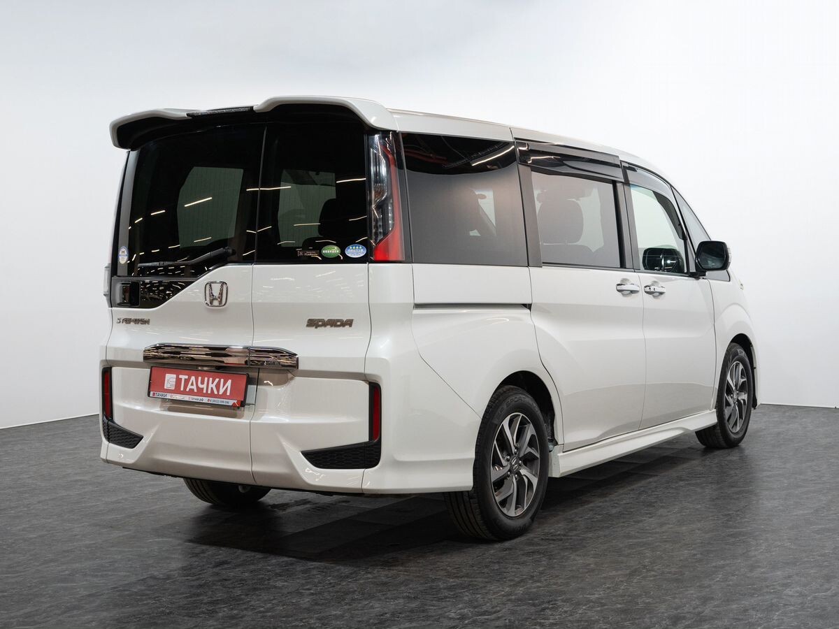 Honda Stepwgn 2016 - фото автомобиля