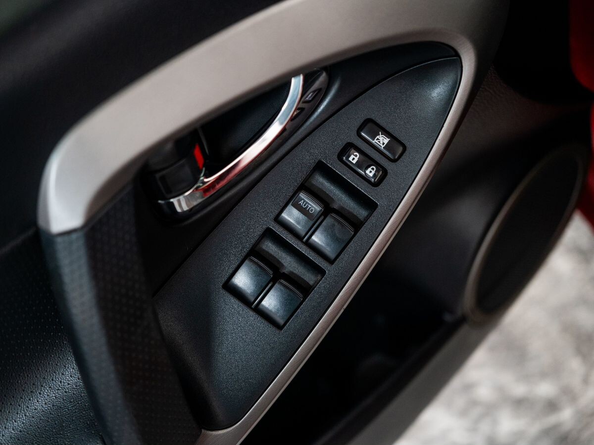 Toyota RAV4 2008 - фото автомобиля