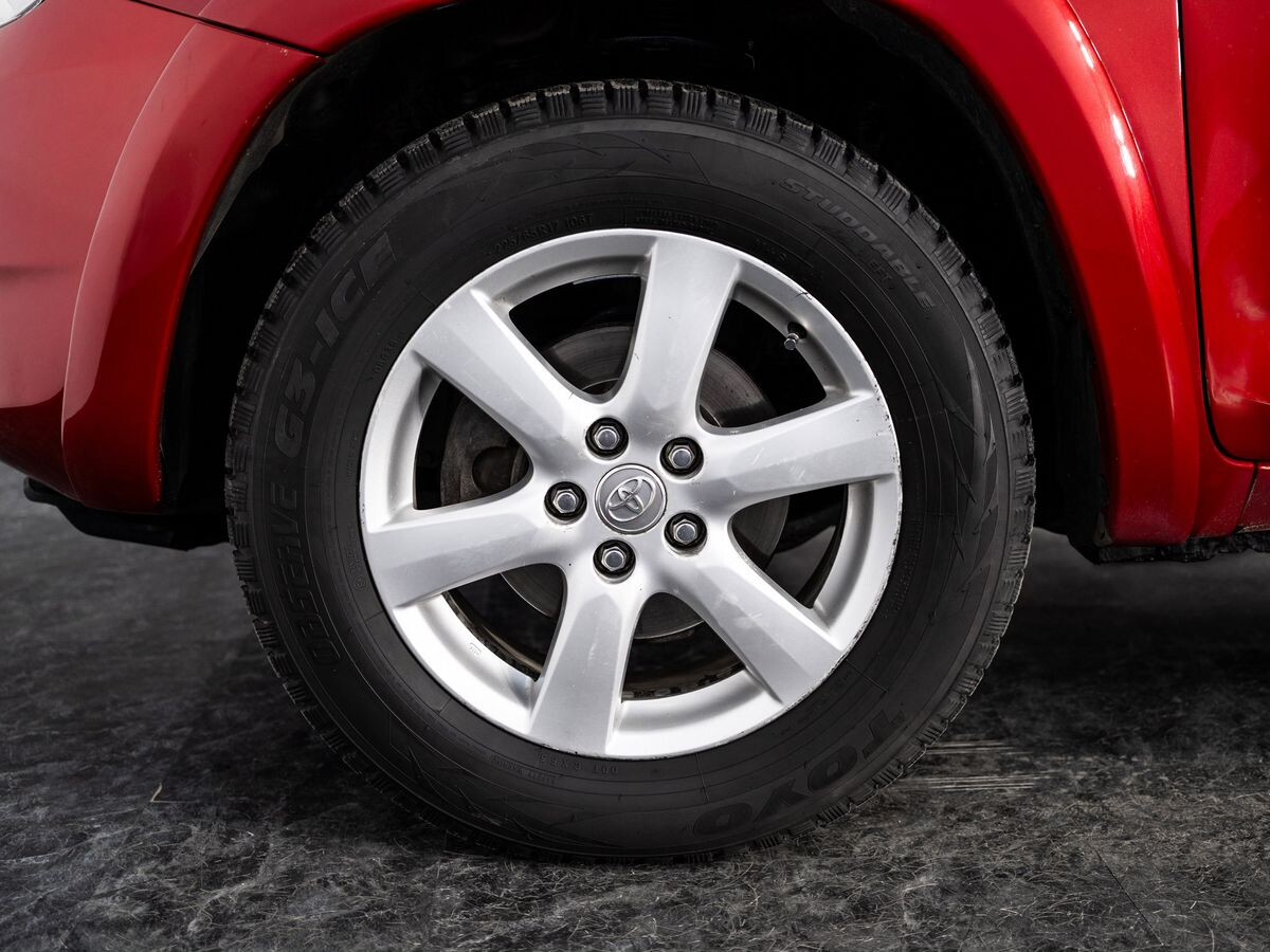 Toyota RAV4 2008 - фото автомобиля