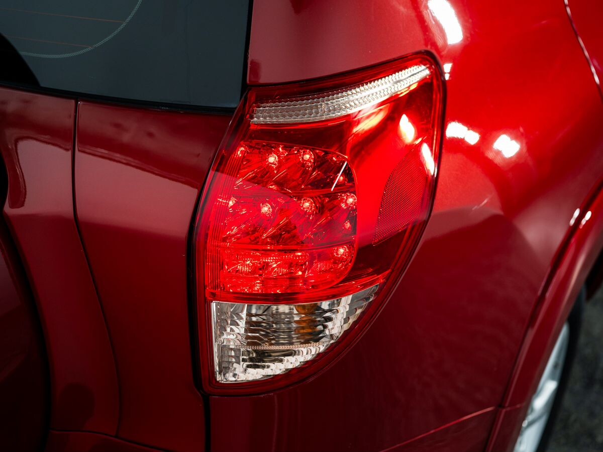 Toyota RAV4 2008 - фото автомобиля