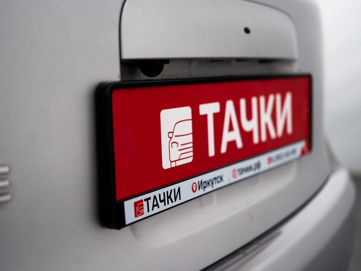 Nissan Note 2011 - фото автомобиля